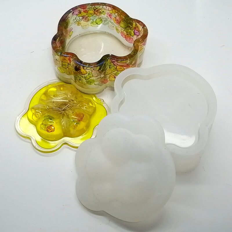 Silicone Mold 3D Paw Print Trinket Box 8x4cm
